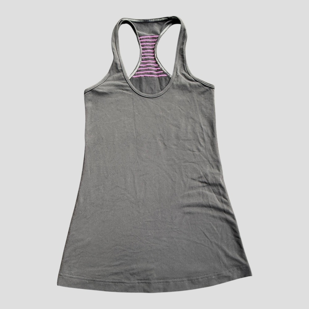 Lululemon Tank Top Womens 4 Gray Purple Ruffle Back Racerback Scoop Neck Yoga
